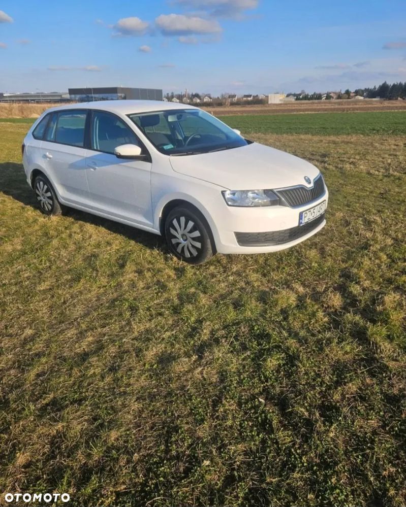 Skoda RAPID - 7