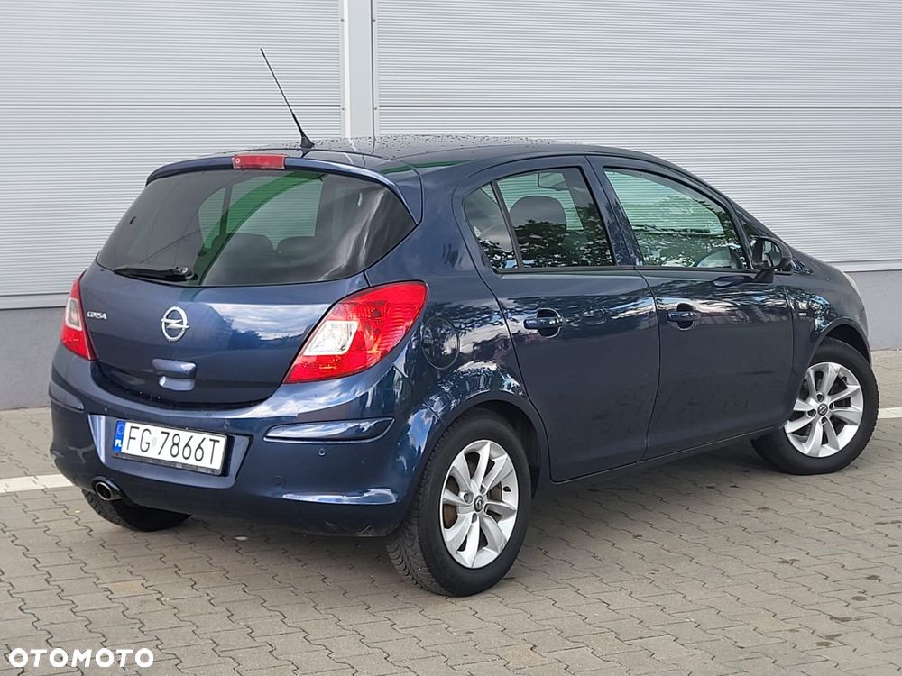 Opel Corsa 1.4 16V Energy - 7