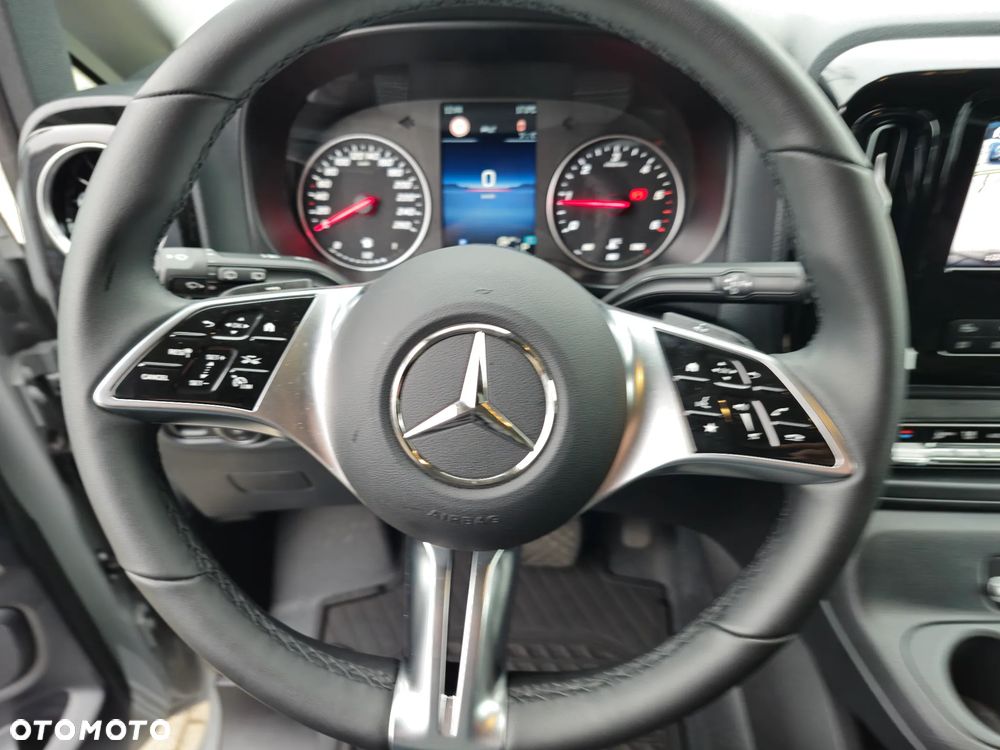 Mercedes-Benz Vito - 30