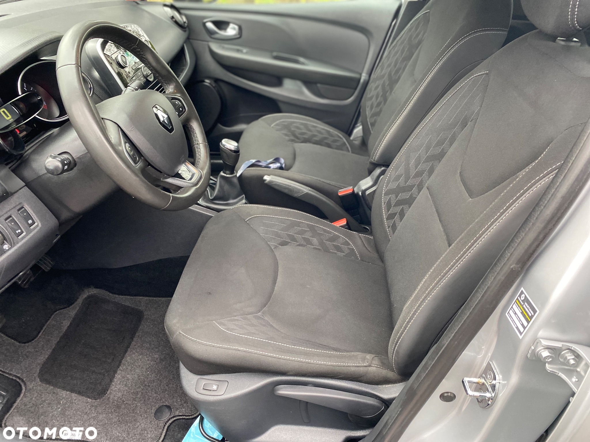 Renault Clio Grandtour TCe 90 Limited - 16