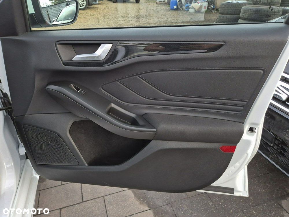 Ford Focus 2.0 EcoBlue ST-Line X - 27