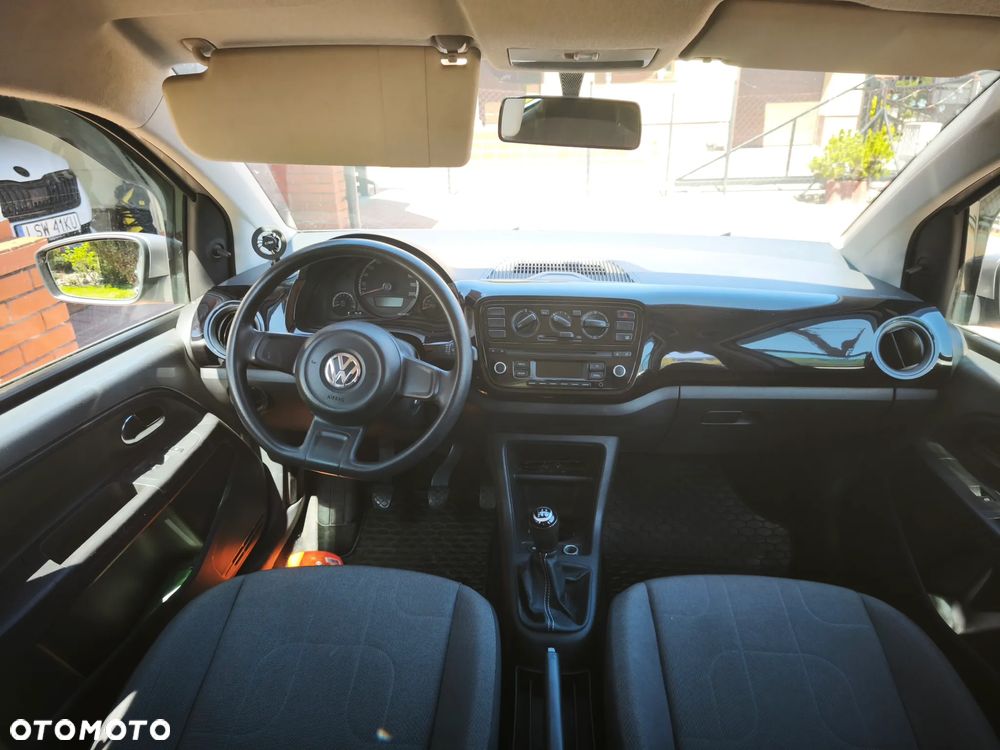 Volkswagen up! 1.0 move - 23