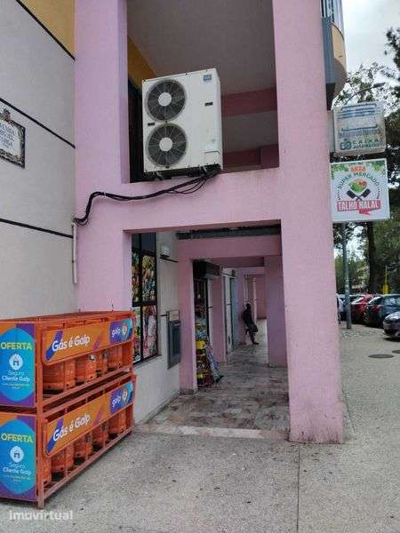 TRESPASSE DE SUPERMERCADO EM FUNCIONAMENTO – ZONA DE SINTRA - Grande imagem: 3/8