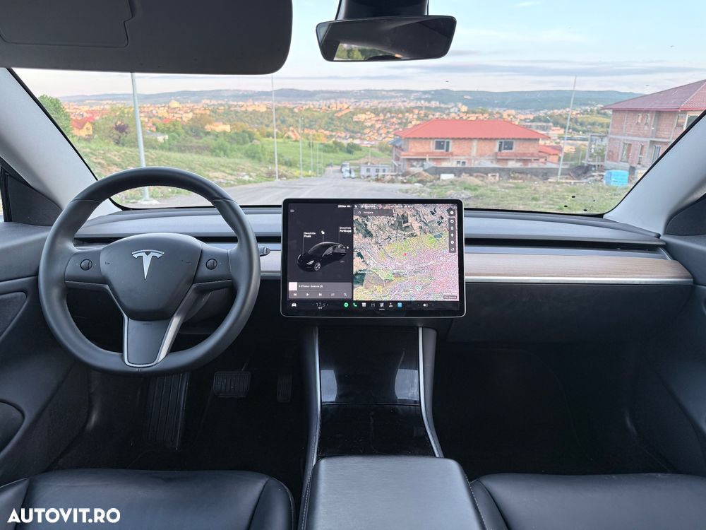 Tesla Model 3 Langstreckenbatterie Allradantrieb Dual Motor - 8