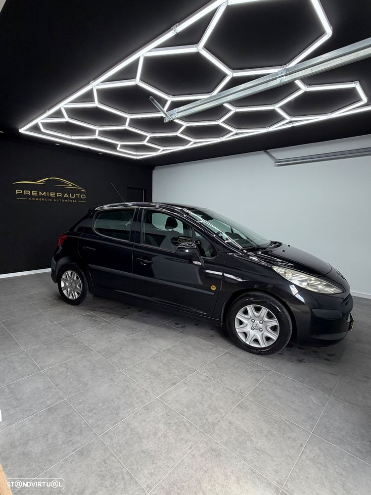 Peugeot 207 1.4 16V Trendy - 4