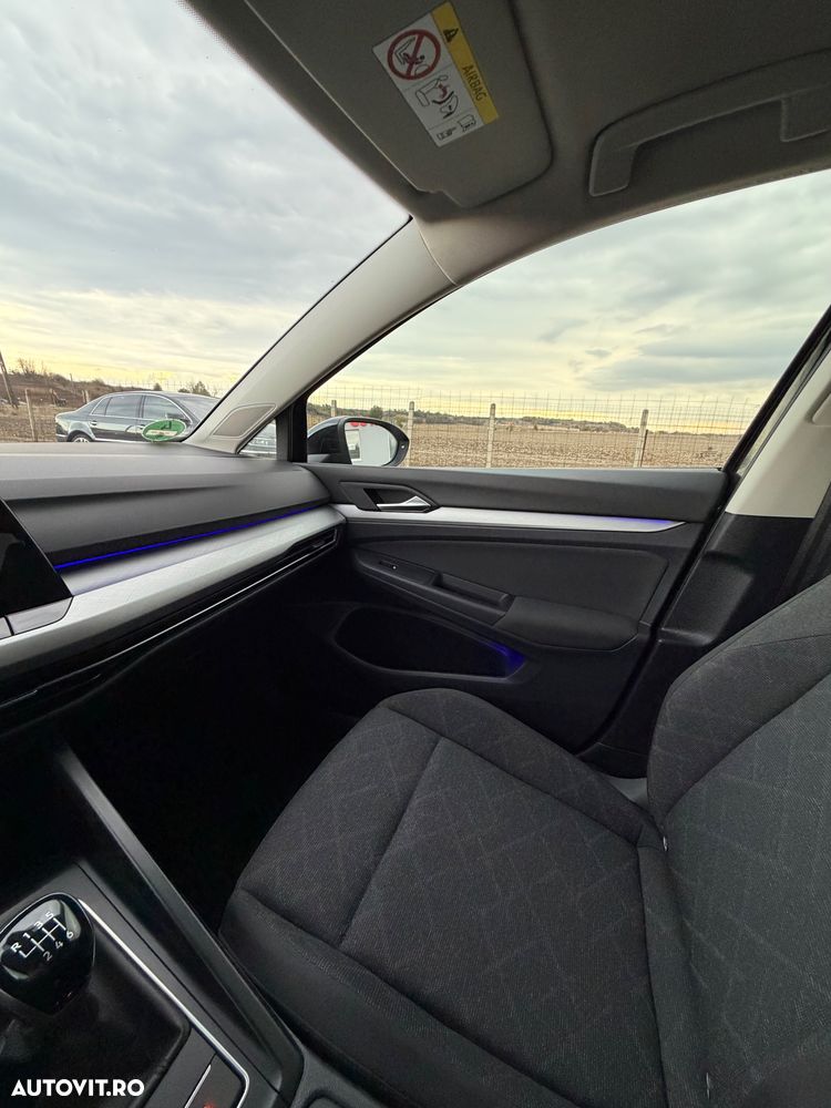 Volkswagen Golf - 17