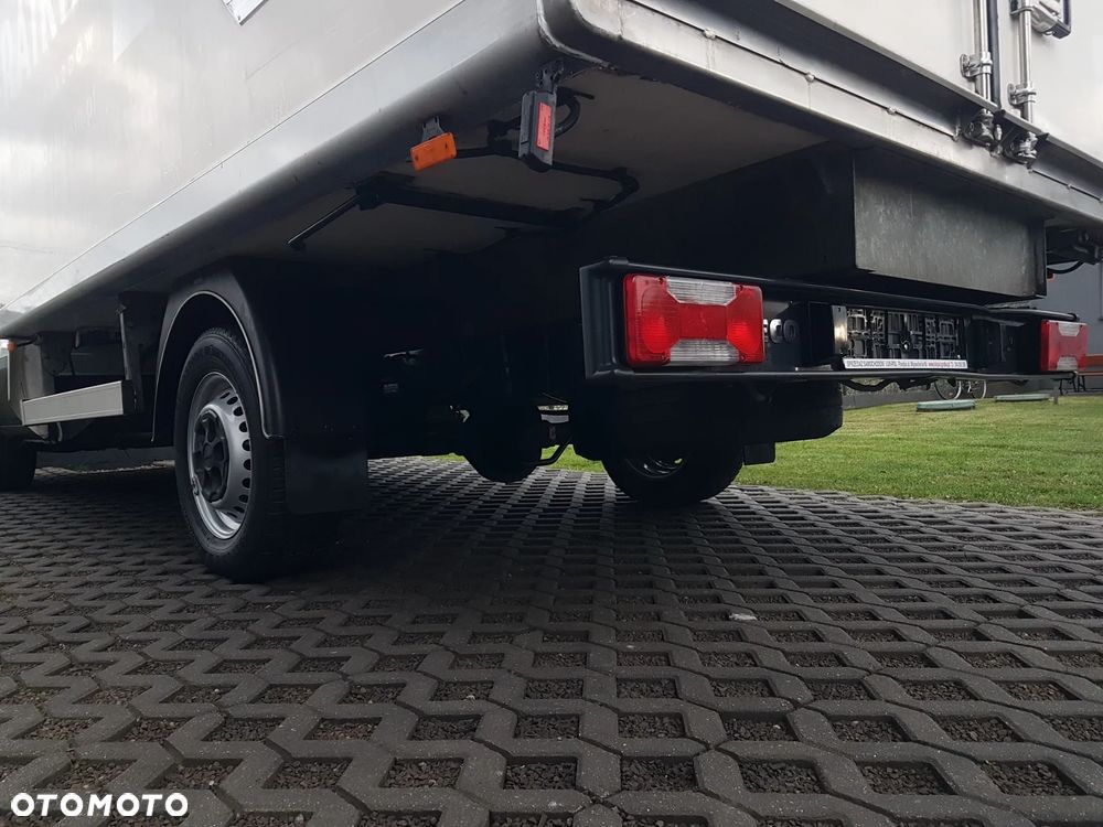 Iveco DAILY 6EP CHŁODNIA MROŹNIA IZOTERMA AGREGAT THERMO KING V-200 MAX GRZANIE 3,41x2,09x2,10 - 26