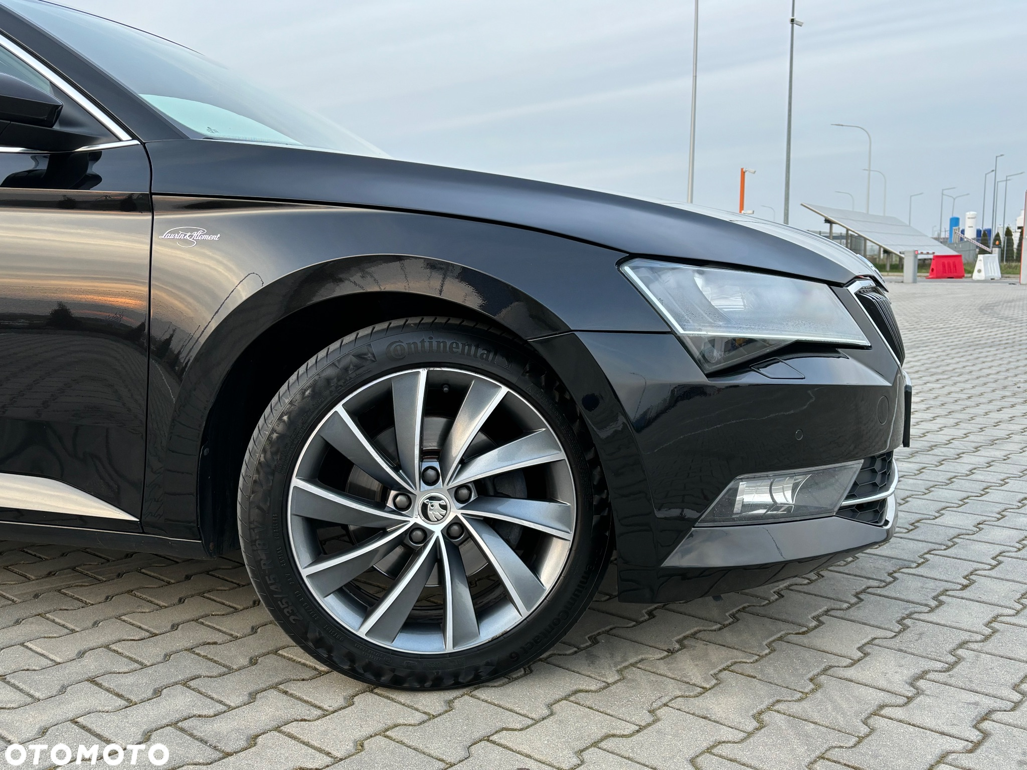 Skoda Superb 2.0 TDI SCR 4x4 L&K DSG - 2