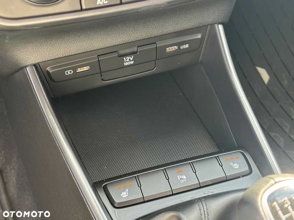 Hyundai i20 1.2 Select - 26