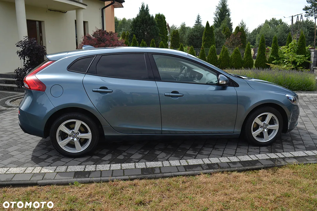 Volvo V40 T3 - 14