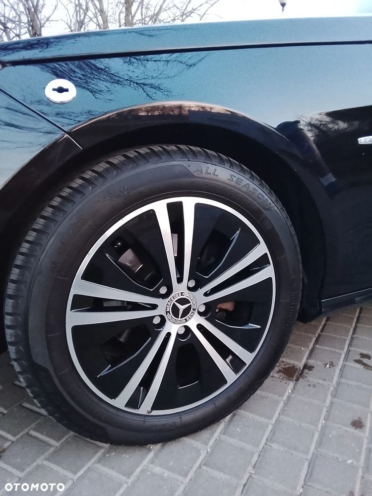 Mercedes-Benz Klasa E - 14