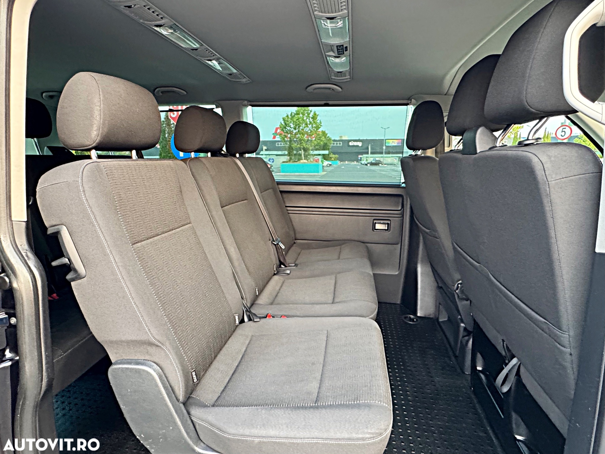 Volkswagen Caravelle T6 2.0 TDI KR Comfortline DSG - 19