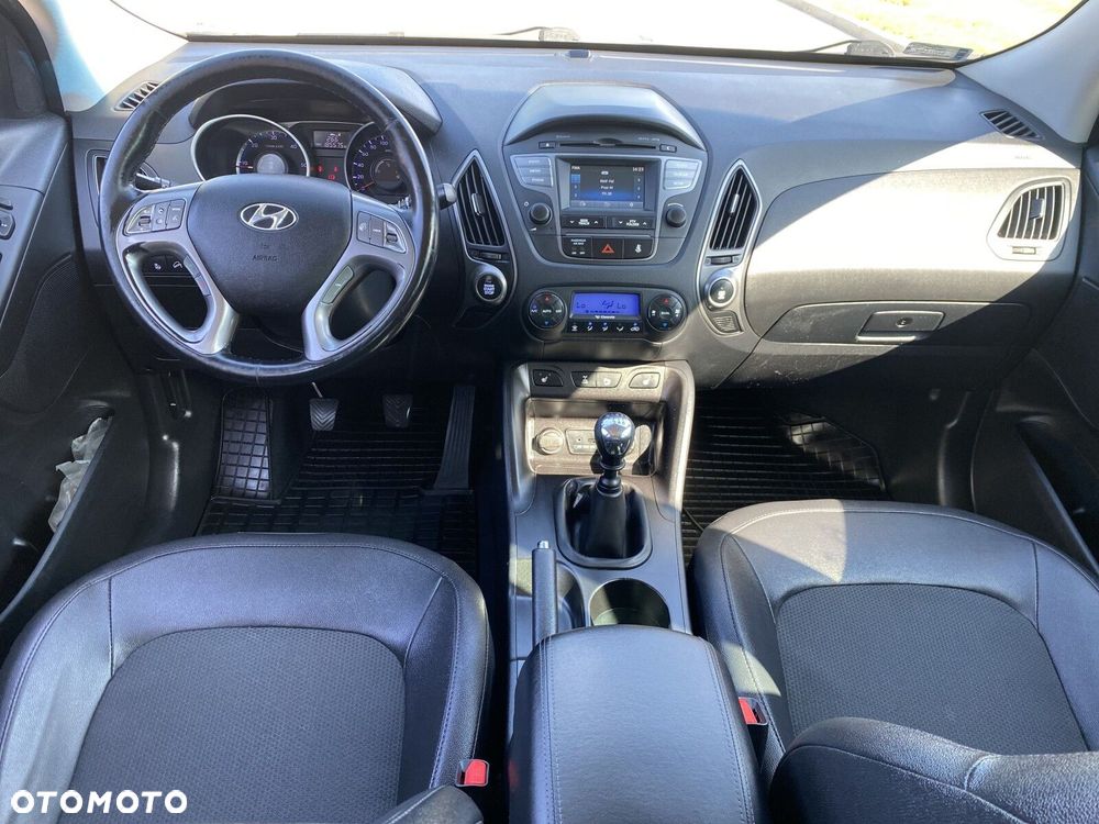 Hyundai ix35 - 12