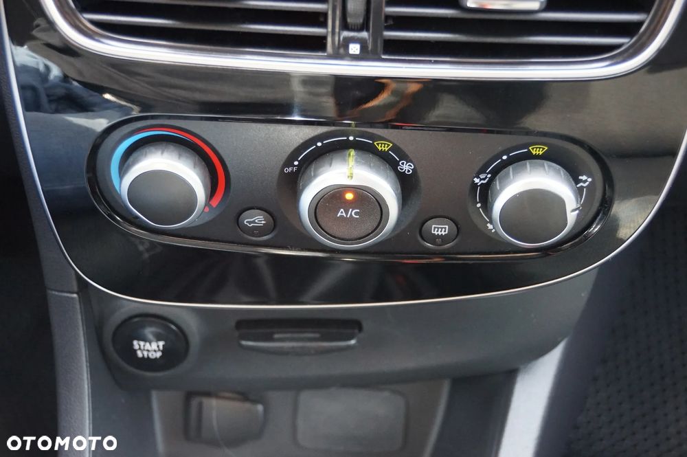 Renault Clio dCi 75 Stop & Start Life - 17