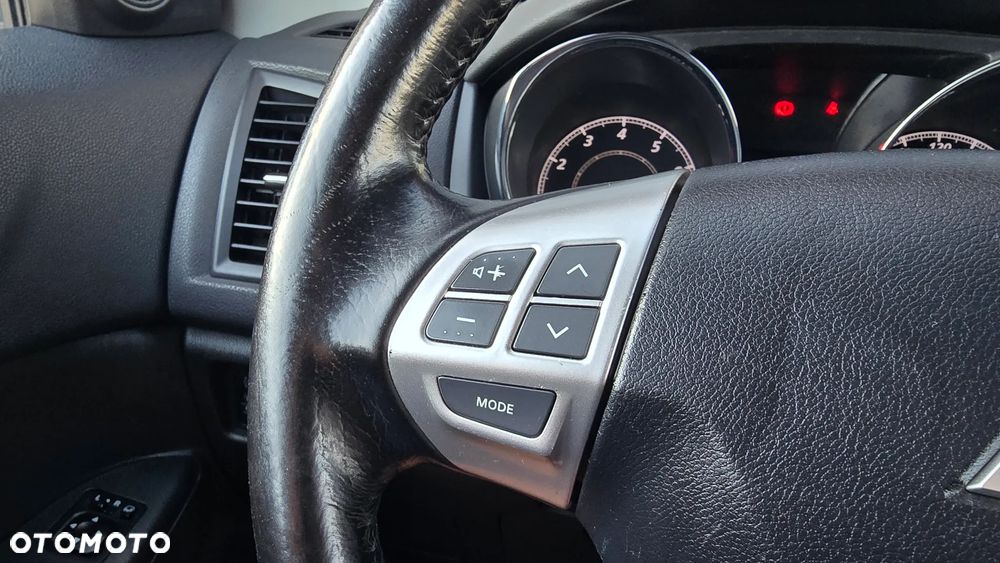 Mitsubishi ASX 1.6 2WD Intense - 17