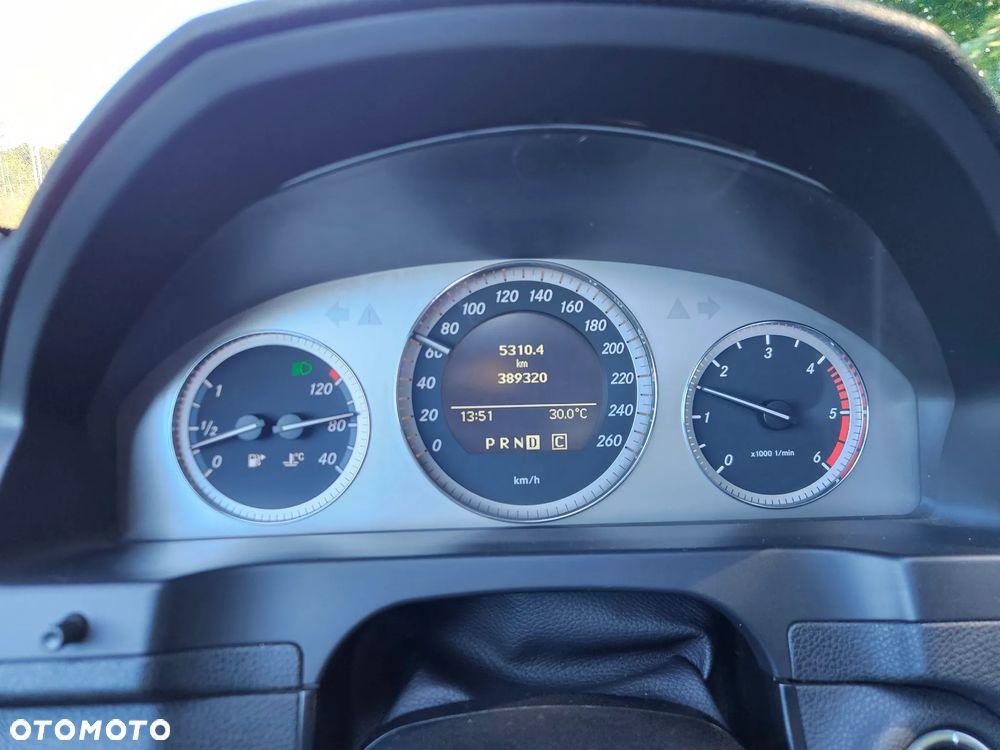 Mercedes-Benz Klasa C 220 CDI DPF Automatik Avantgarde - 20