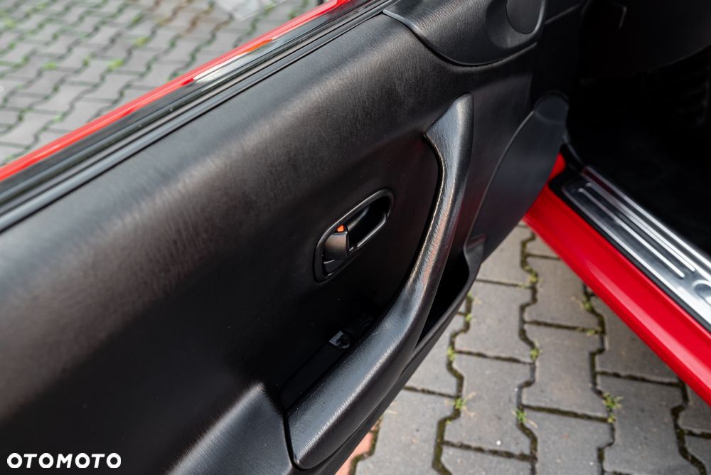 Mazda MX-5 1.6i 16V - 18