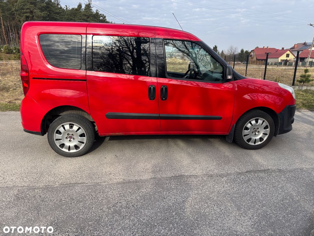 Fiat Doblo 1.6 Multijet 16V Emotion - 8