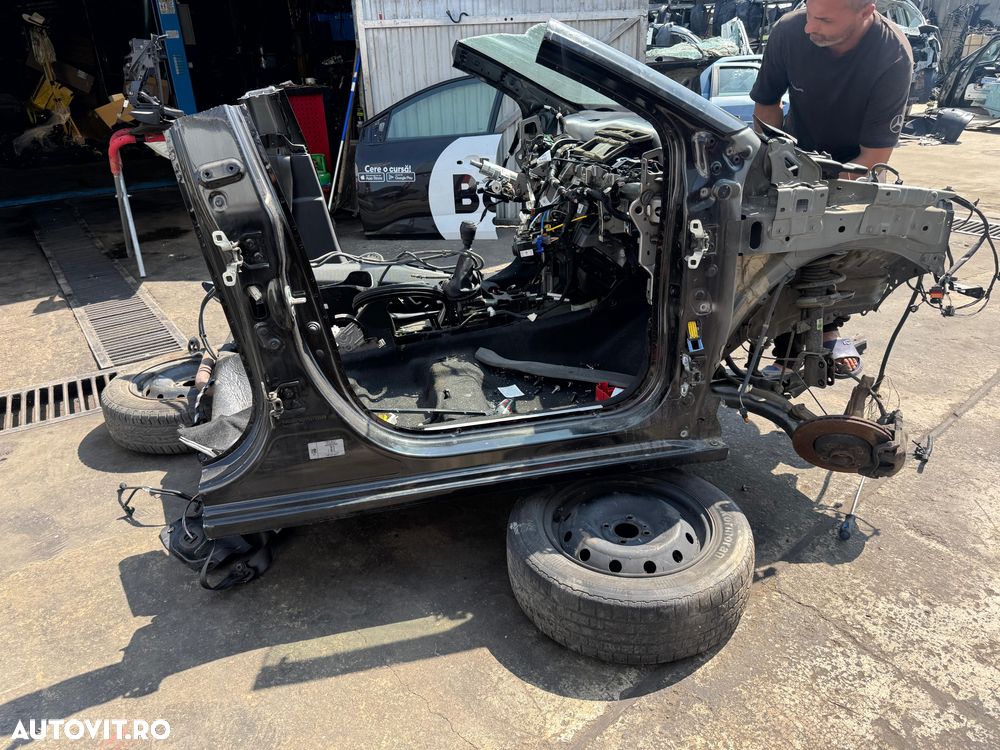 PRAG DREAPTA LOGAN III, SANDERO III - 3