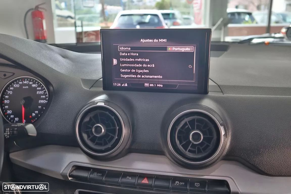 Audi Q2 1.6 TDI Design - 27