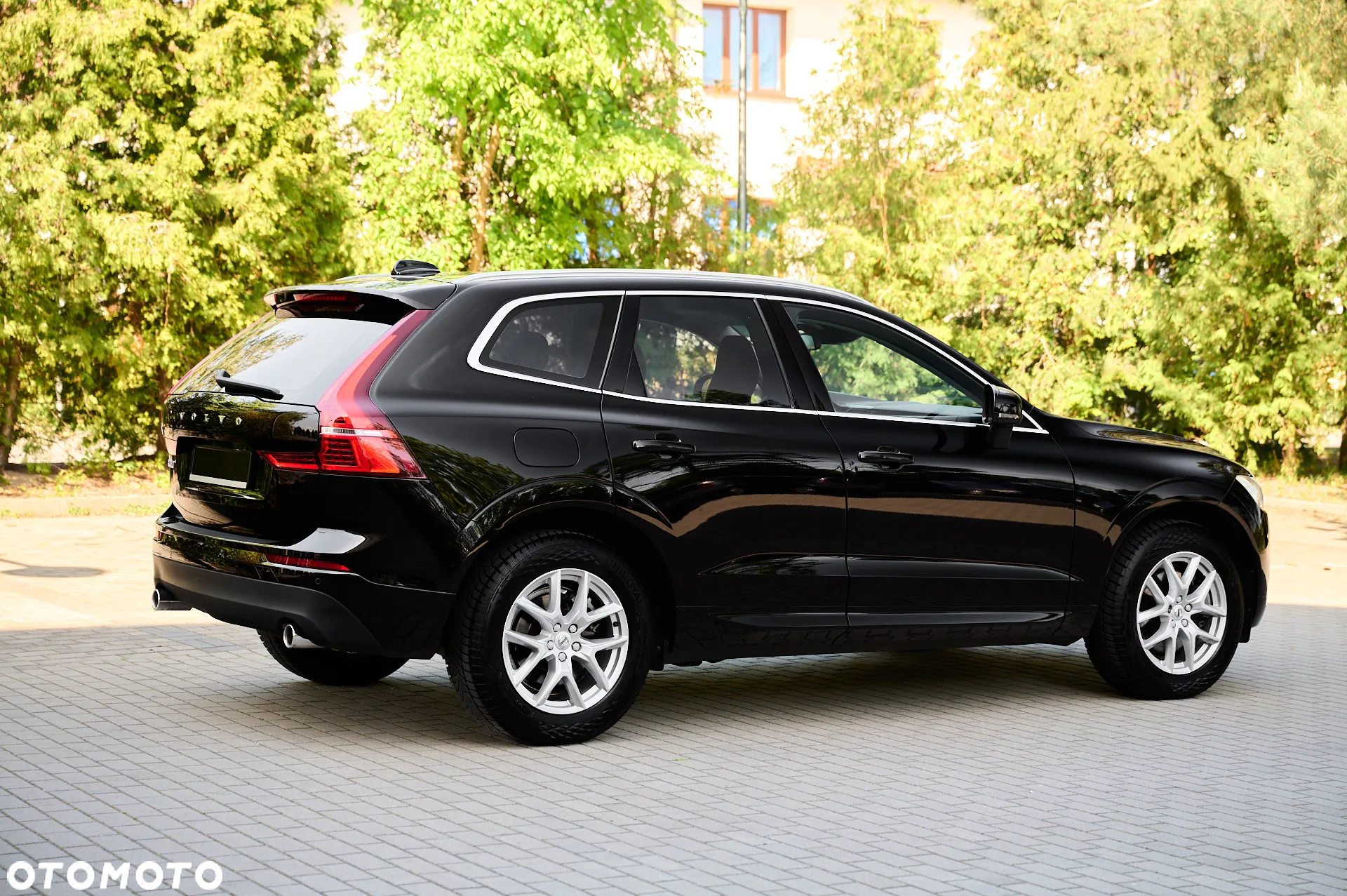 Volvo XC 60 D3 Momentum Pro - 18
