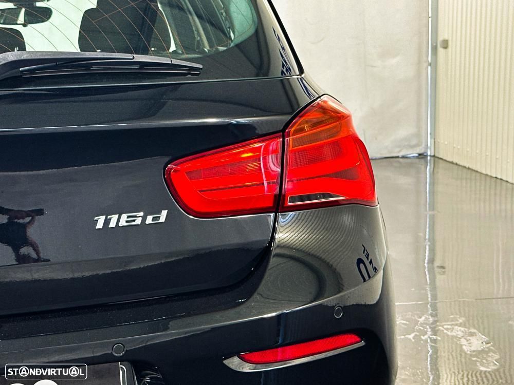 BMW 116 d Line Sport - 58