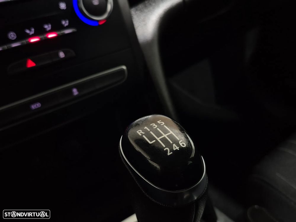 Renault Mégane Sport Tourer 1.5 Blue dCi Limited - 11