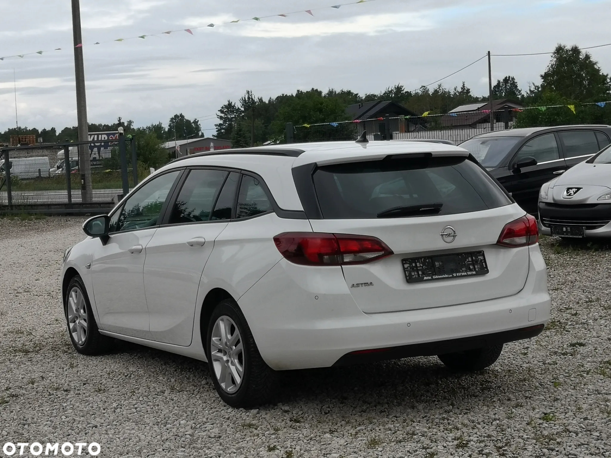 Opel Astra 1.6 D (CDTI) Sports Tourer Edition - 12
