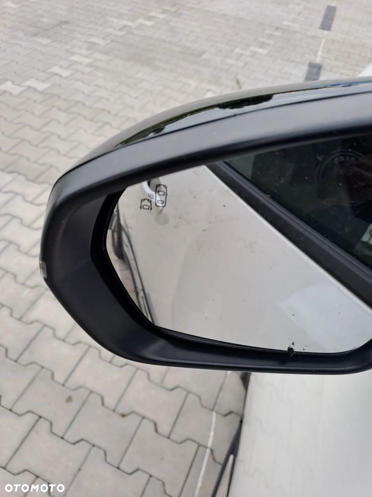 Peugeot 3008 1.2 PureTech Allure S&S EAT6 - 10
