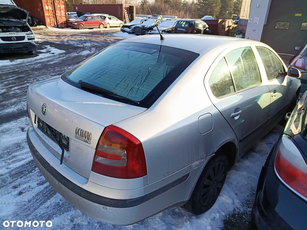 Skoda Octavia 1.9tdi BXE 2006r NA CZĘŚCI - 4