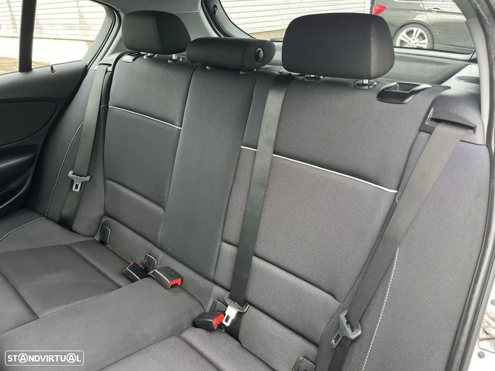 BMW 118 d DPF Edition Sport - 31