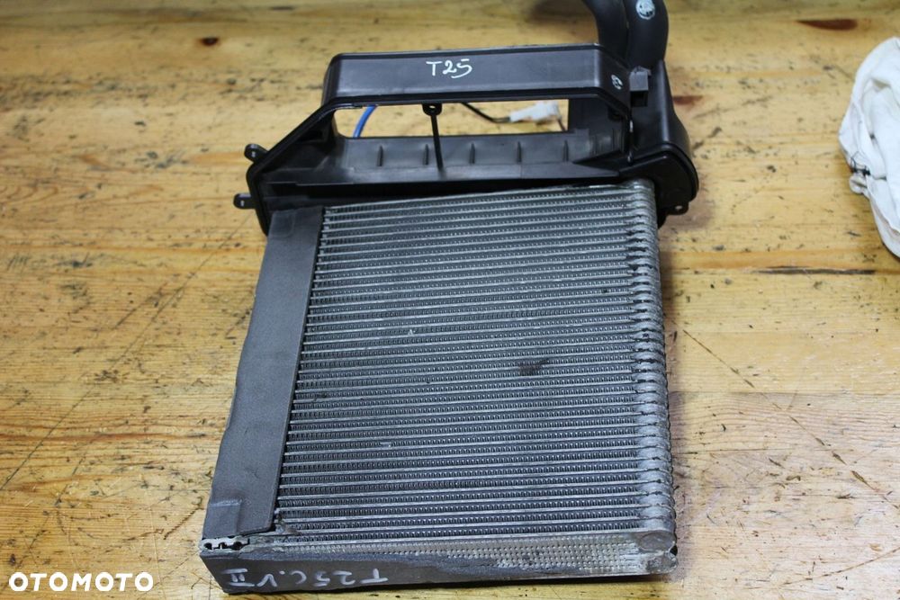 PAROWNIK KLIMATYZACJI COROLLA VERSO II AVENSIS T25 EUROPA - 1