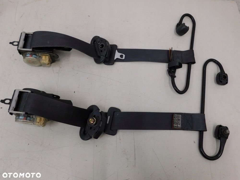 pasy bezp kpl lewy toyota celica t18 v 1.6b 92r - 3