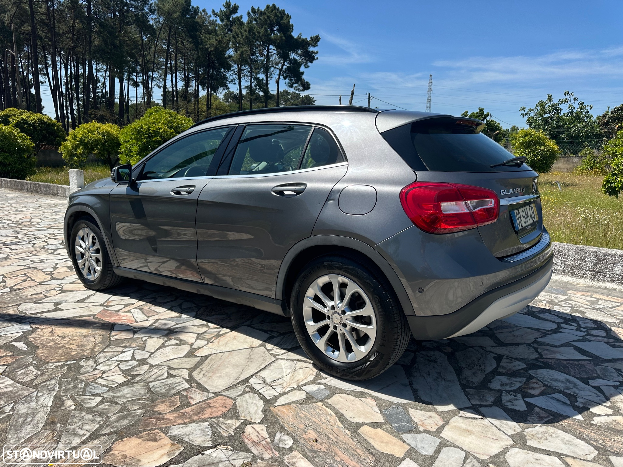 Mercedes-Benz GLA 180 CDi Style - 4