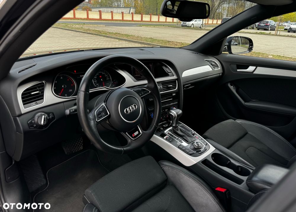 Audi A4 Avant 2.0 TDI DPF quattro S tronic S line Sportpaket - 16