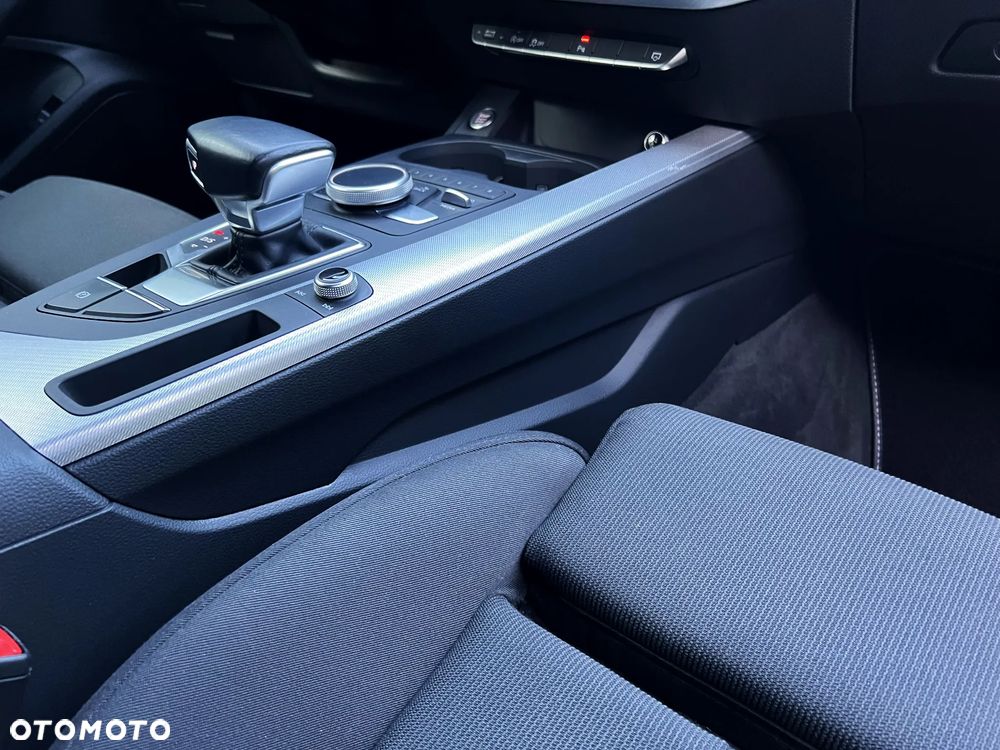 Audi A4 - 25
