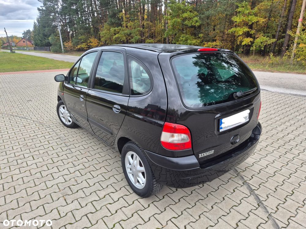 Renault Scenic - 6