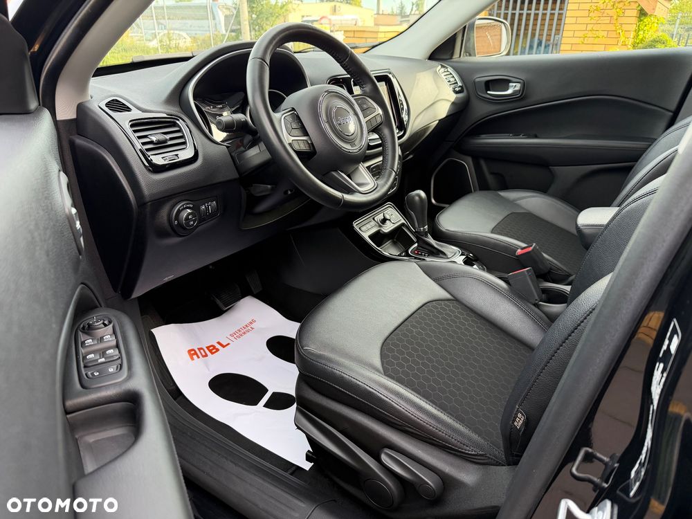 Jeep Compass 1.3 TMair Night Eagle FWD S&S DDCT - 15