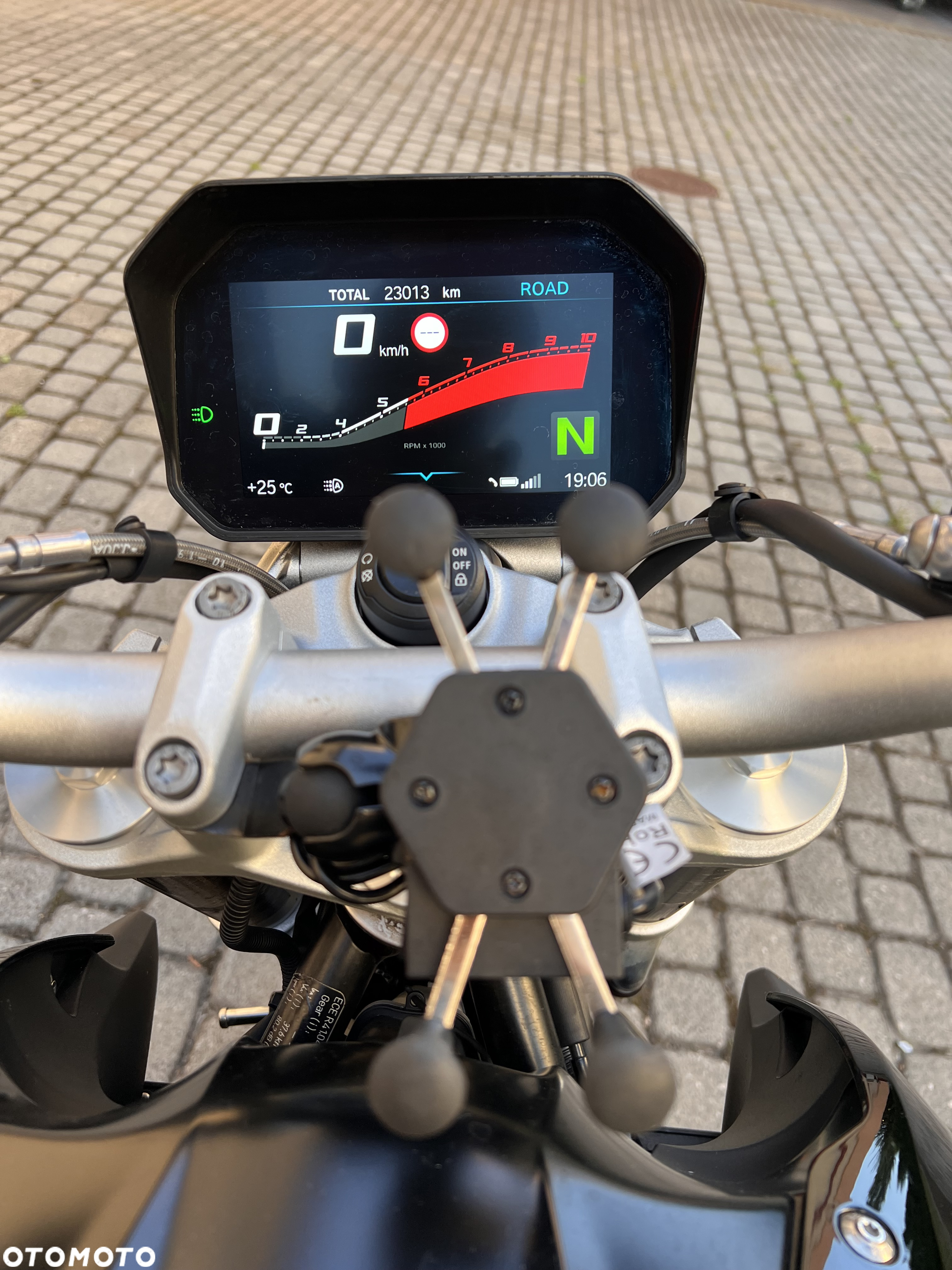 BMW R - 7