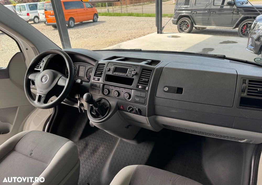 Volkswagen Transporter - 7