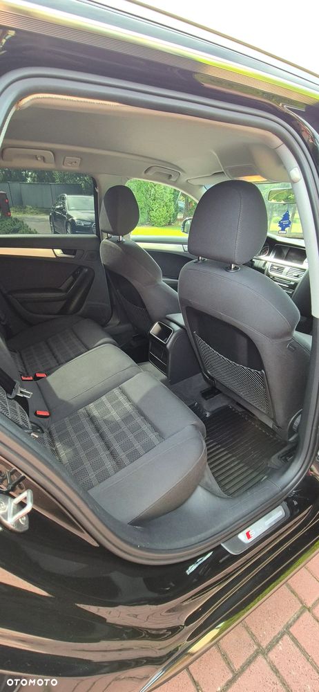 Audi A4 Avant 2.0 TDI Quattro S tronic - 13