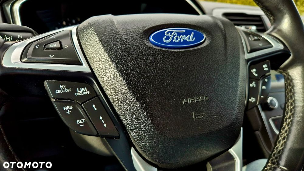 Ford Mondeo 2.0 EcoBlue Titanium - 27