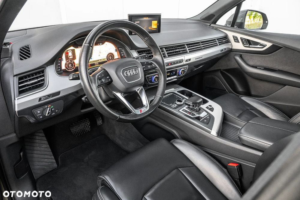 Audi Q7 - 28