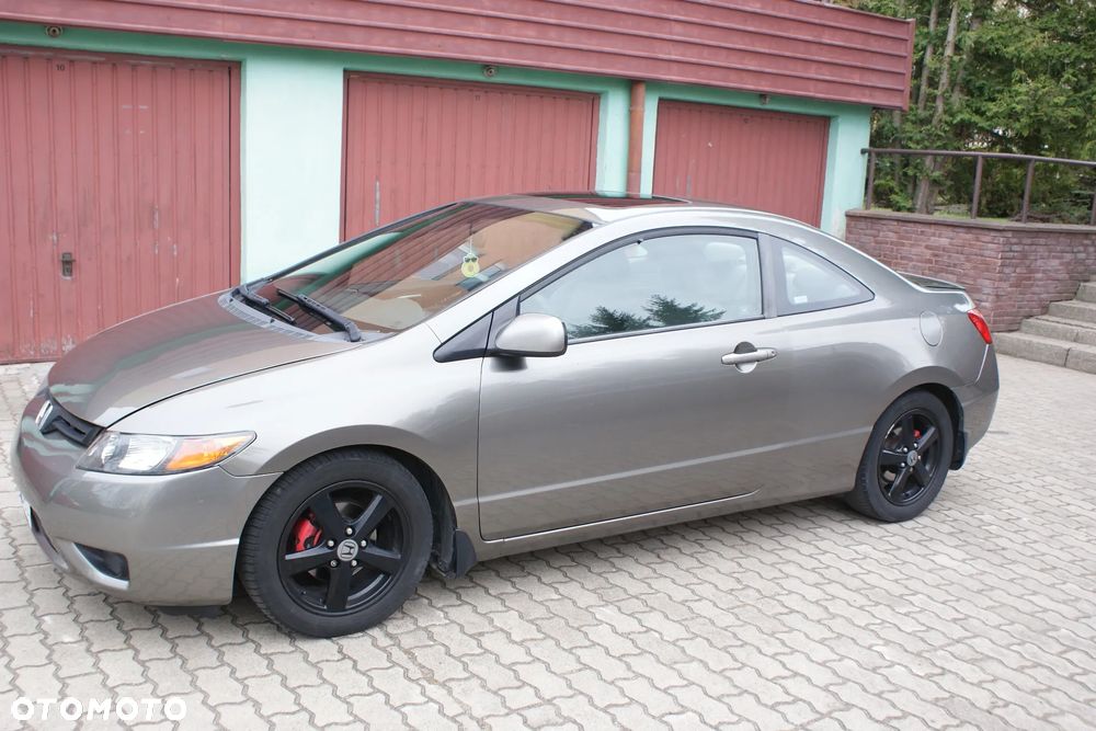 Honda Civic 1.8 LX - 4