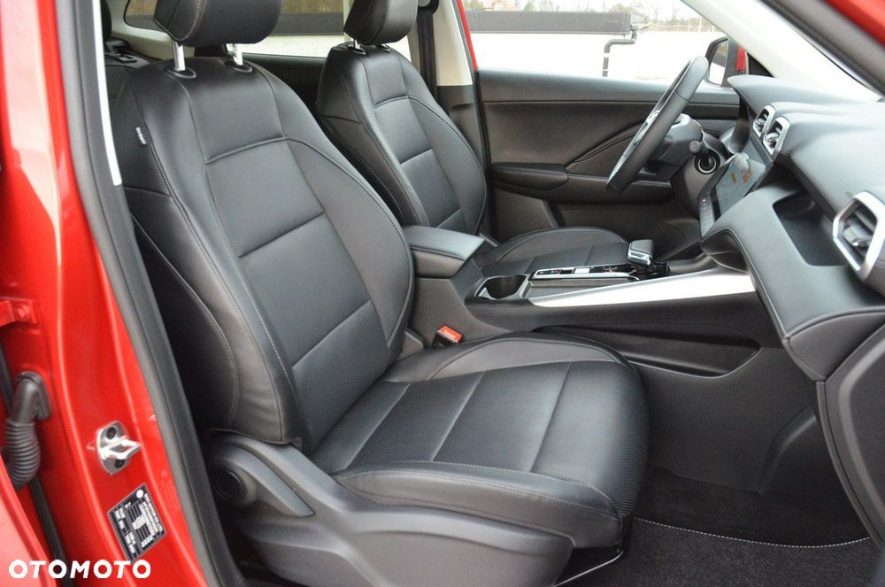 MG ZS 1.5 HEV+ Exclusive - 35