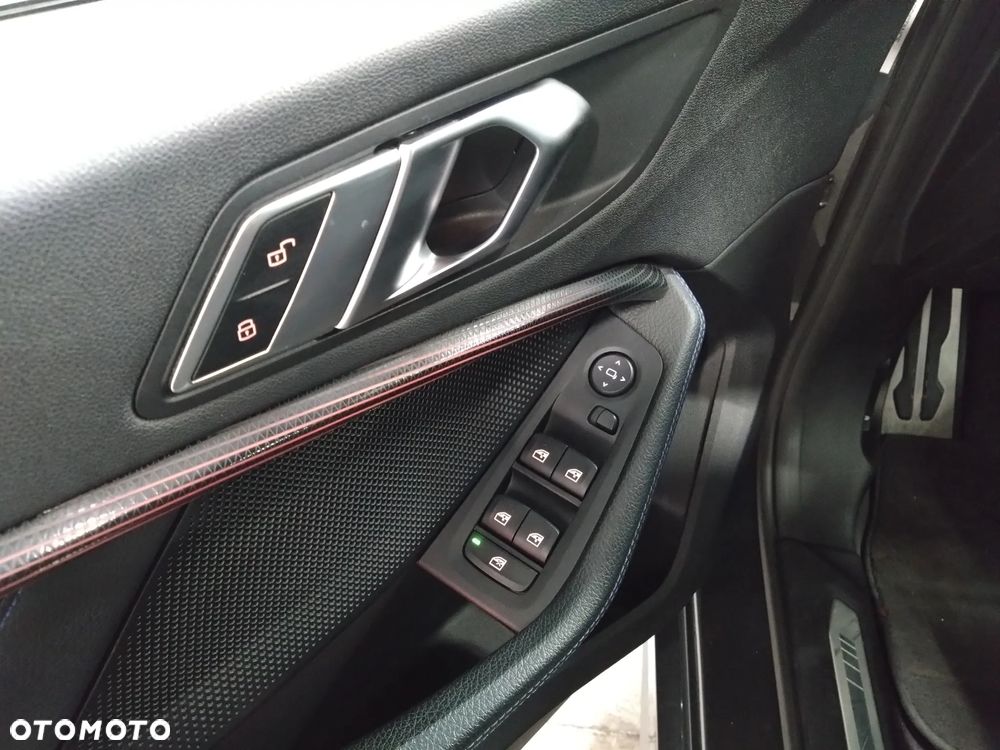 BMW Seria 1 118i M Sport - 21