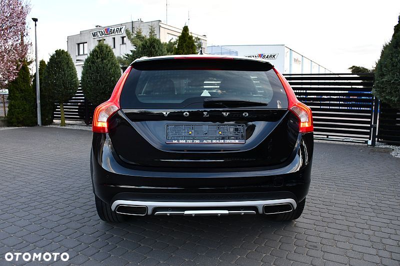 Volvo V60 Cross Country D4 Geartronic Summum - 5