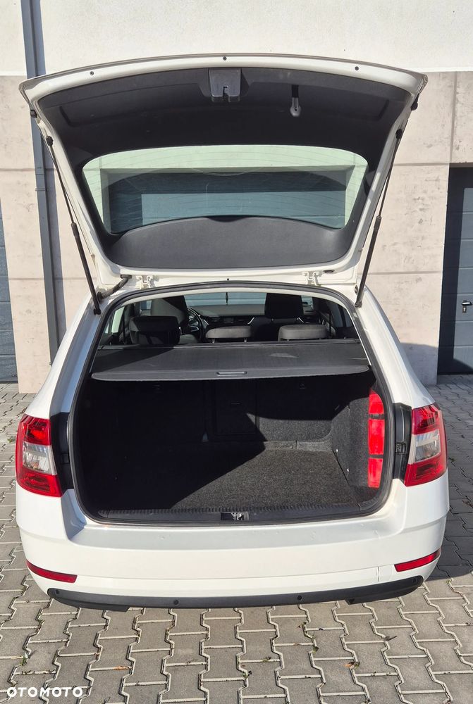 Skoda Octavia 1.6 TDI Ambition - 5
