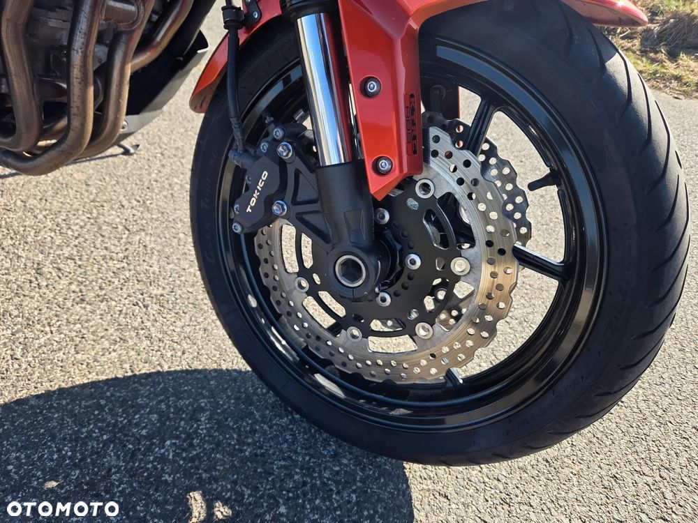 Kawasaki Versys 1000 - 10