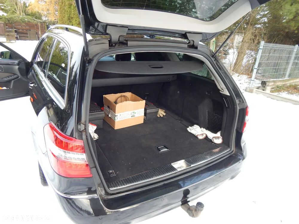 Mercedes-Benz Klasa E 220 CDI 7G-TRONIC Avantgarde - 25